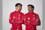 Foto zur News: Charles Leclerc und Carlos Sainz