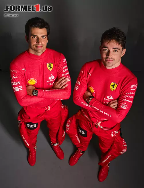 Foto zur News: Carlos Sainz und Charles Leclerc