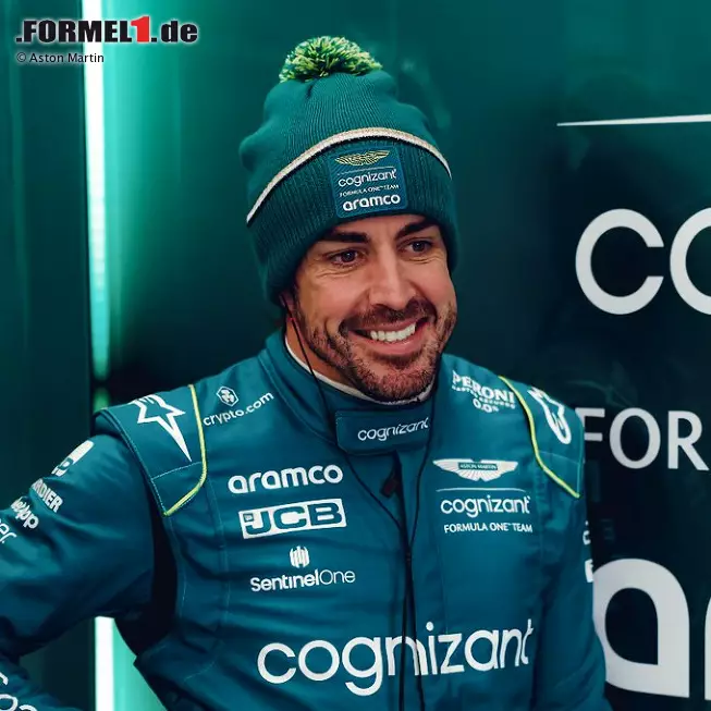 Foto zur News: Fernando Alonso (Aston Martin)