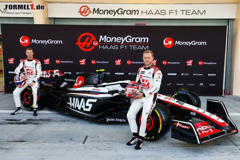 Foto zur News: Nico Hülkenberg (Haas) und Kevin Magnussen (Haas)