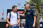 Foto zur News: Mick Schumacher und Franz Tost (AlphaTauri)