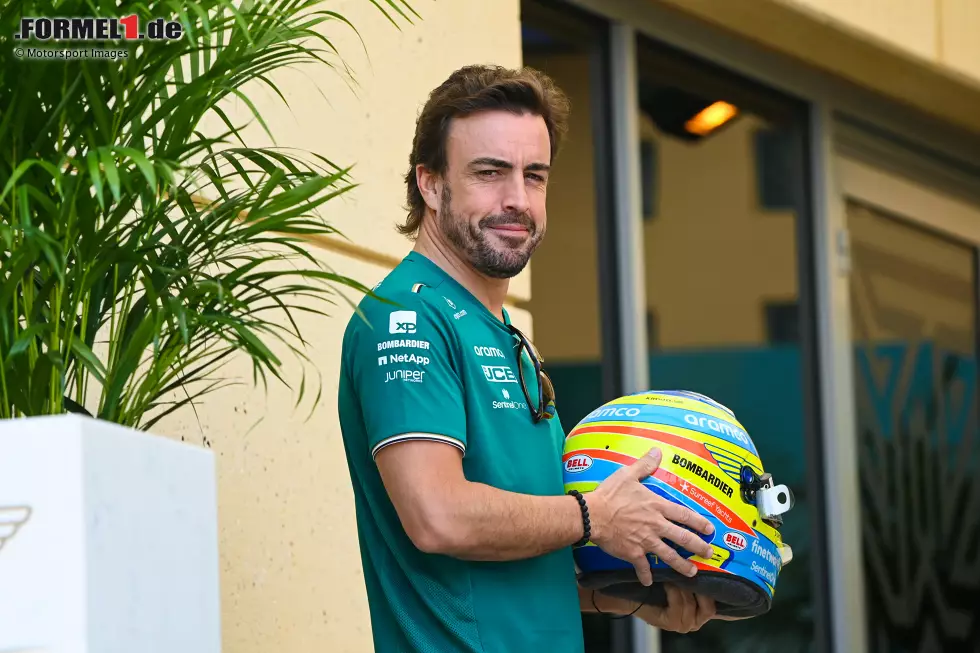 Foto zur News: Fernando Alonso (Aston Martin)