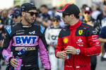 Foto zur News: Pierre Gasly (Alpine) und Charles Leclerc (Ferrari)