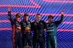 Gallerie: Sergio Perez (Red Bull), Max Verstappen (Red Bull) und Fernando Alonso (Aston Martin)