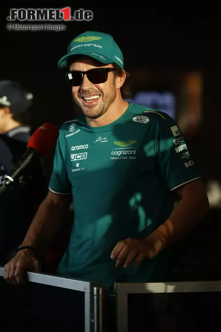 Foto zur News: Fernando Alonso (Aston Martin)