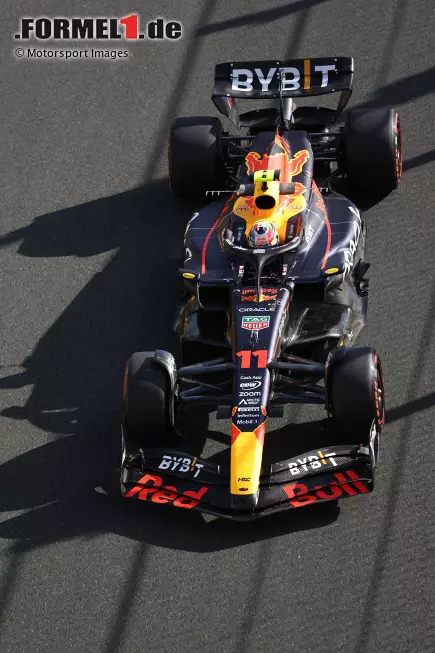 Foto zur News: Sergio Perez (Red Bull)