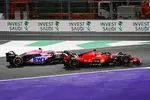 Foto zur News: Charles Leclerc (Ferrari) und Pierre Gasly (Alpine)