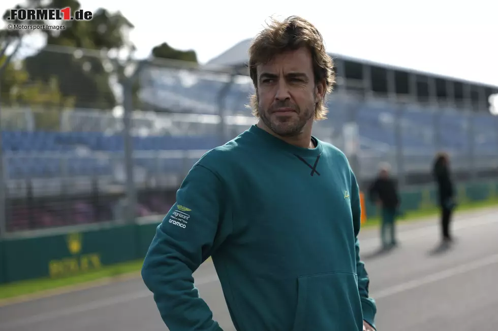 Foto zur News: Fernando Alonso (Aston Martin)