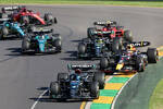 Foto zur News: George Russell (Mercedes), Max Verstappen (Red Bull), Lewis Hamilton (Mercedes) und Fernando Alonso (Aston Martin)