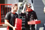 Foto zur News: Kevin Magnussen (Haas) und Nico Hülkenberg (Haas)