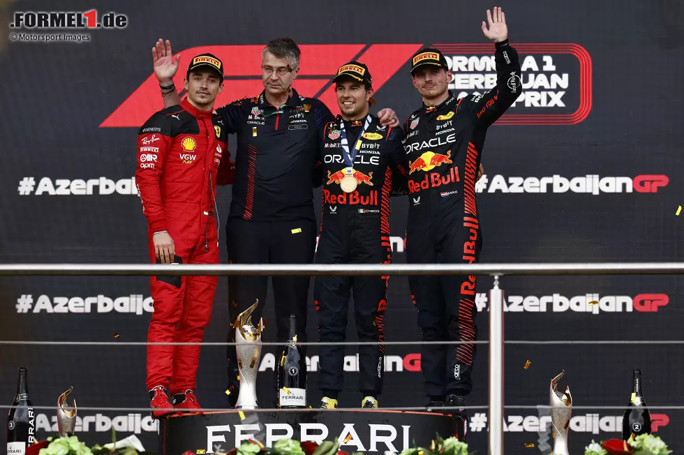 Foto zur News: Charles Leclerc (Ferrari), Sergio Perez (Red Bull) und Max Verstappen (Red Bull)