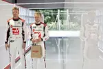 Foto zur News: Nico Hülkenberg (Haas) und Kevin Magnussen (Haas)