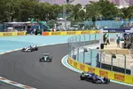 Foto zur News: Logan Sargeant (Williams), Fernando Alonso (Aston Martin) und Nyck de Vries (AlphaTauri)