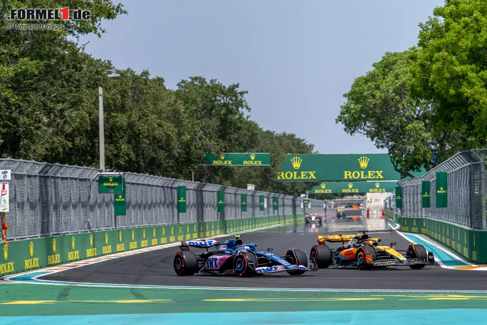 Foto zur News: Pierre Gasly (Alpine) und Oscar Piastri (McLaren)