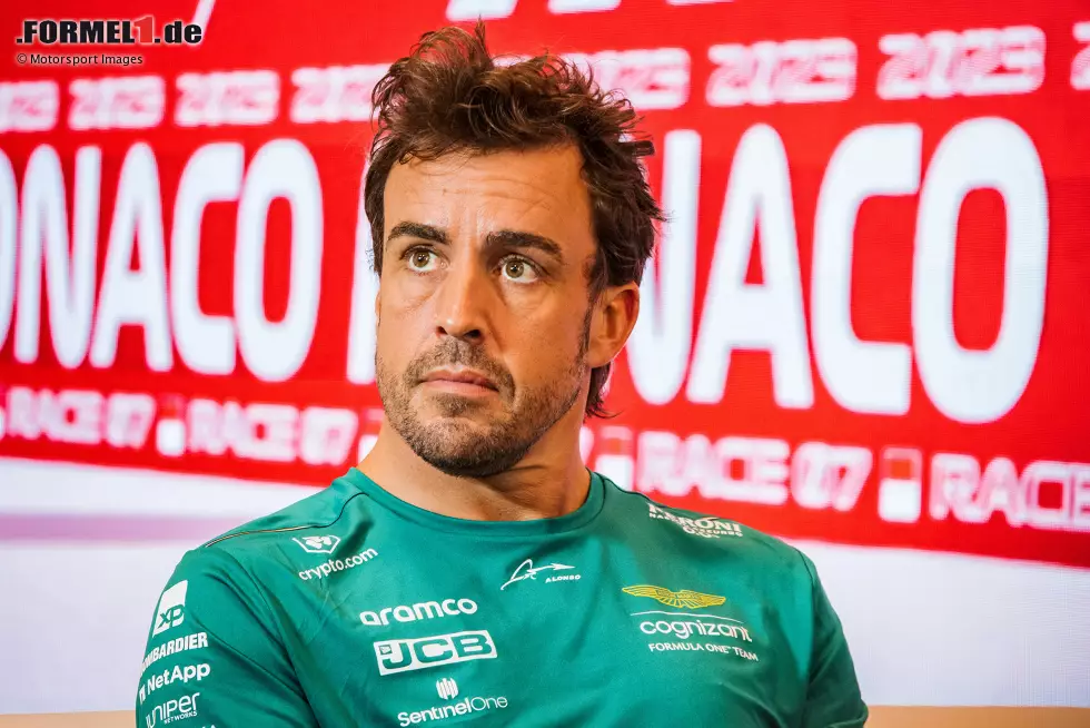 Foto zur News: Fernando Alonso (Aston Martin)