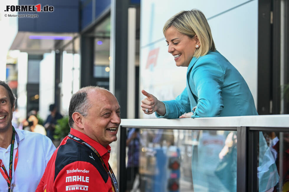 Foto zur News: Teamchef Frederic Vasseur (Ferrari) mit Susie Wolff