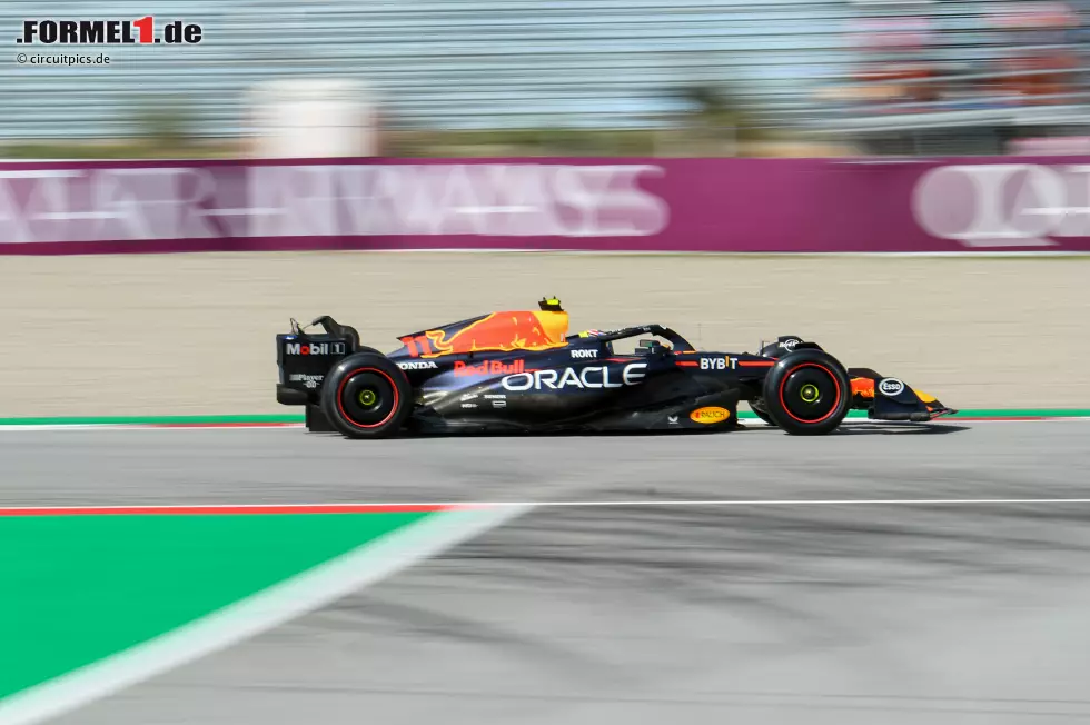 Foto zur News: Sergio Perez (Red Bull)