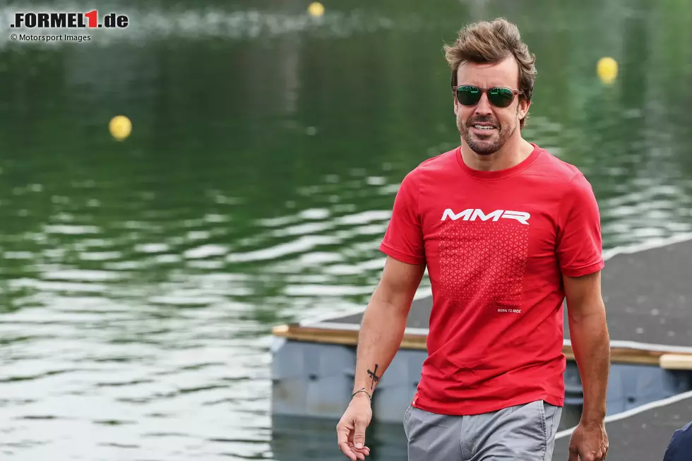 Foto zur News: Fernando Alonso (Aston Martin)