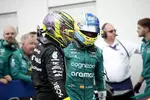 Foto zur News: Lewis Hamilton (Mercedes) und Fernando Alonso (Aston Martin)