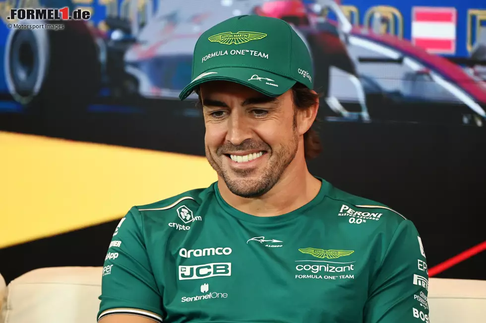 Foto zur News: Fernando Alonso (Aston Martin)