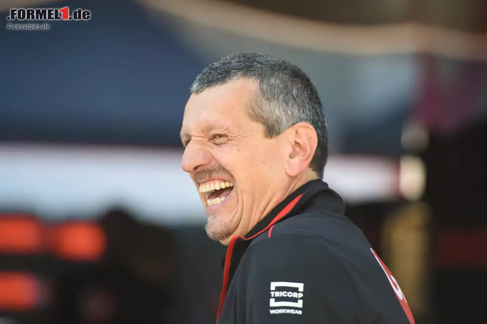 Foto zur News: Teamchef Günther Steiner (Haas)