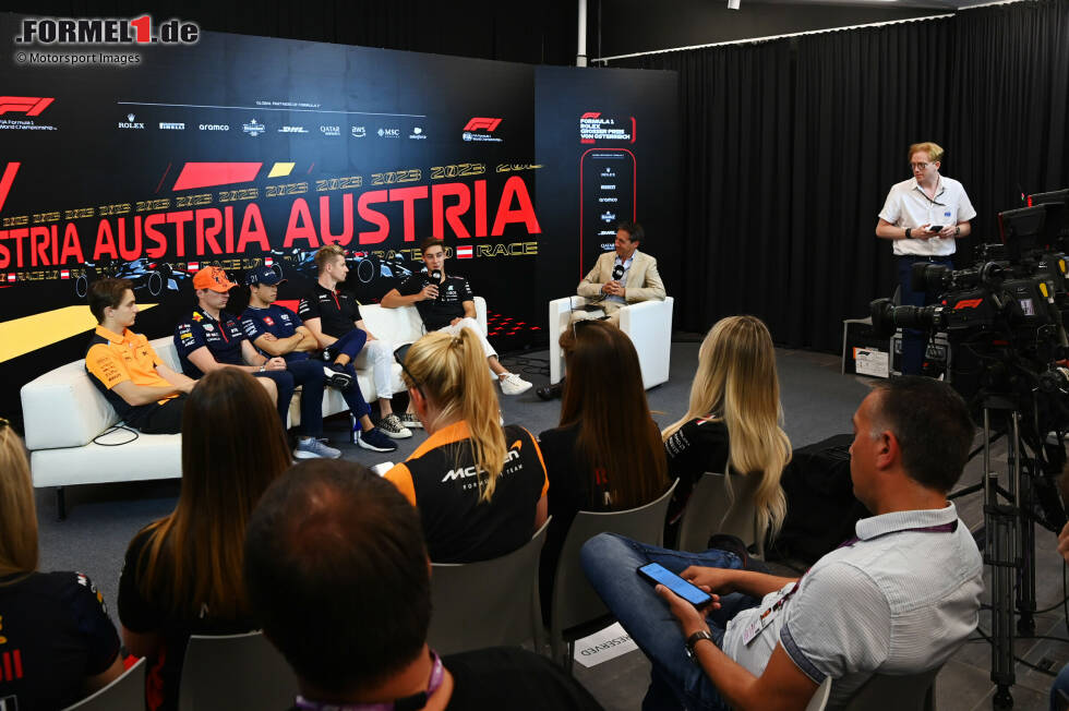 Foto zur News: Oscar Piastri (McLaren), Max Verstappen (Red Bull), Nyck de Vries (AlphaTauri), Nico Hülkenberg (Haas) und George Russell (Mercedes)