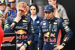 Foto zur News: Max Verstappen (Red Bull) und Sergio Perez (Red Bull)