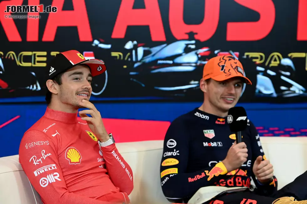 Foto zur News: Charles Leclerc (Ferrari) und Max Verstappen (Red Bull)