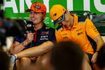 Foto zur News: Max Verstappen (Red Bull) und Oscar Piastri (McLaren)