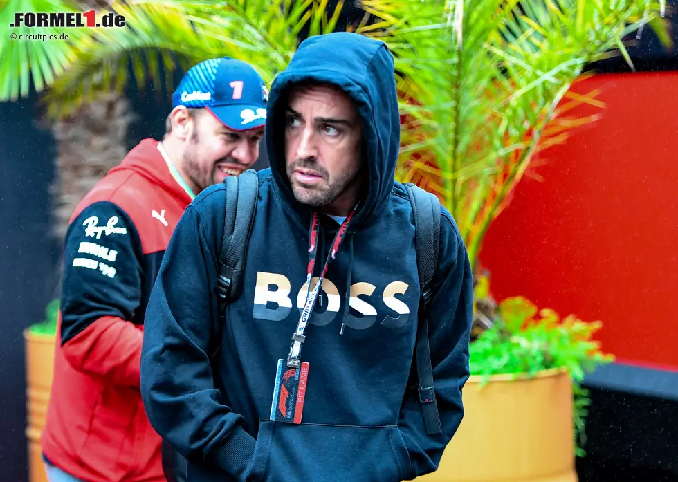 Foto zur News: Fernando Alonso (Aston Martin)