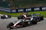 Foto zur News: Kevin Magnussen (Haas), Esteban Ocon (Alpine) und Lando Norris (McLaren)