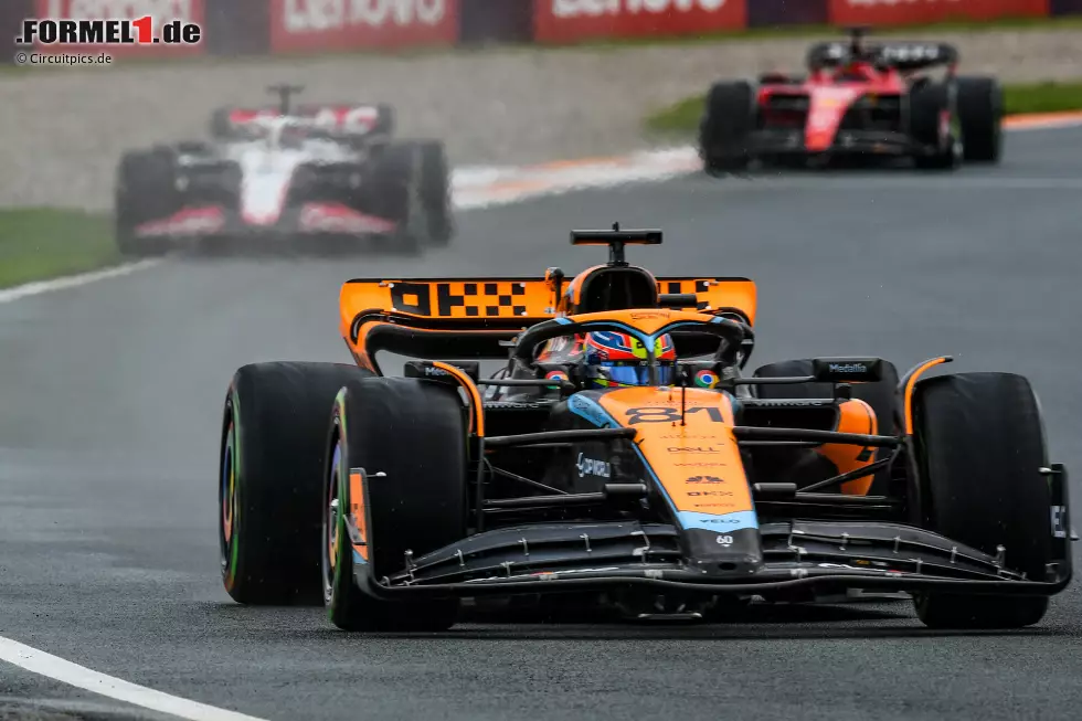 Foto zur News: Oscar Piastri (McLaren)