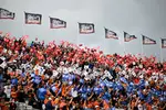 Foto zur News: Fans in Zandvoort