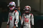 Foto zur News: Nico Hülkenberg (Haas) und Kevin Magnussen (Haas)