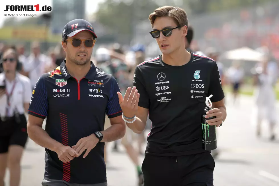 Foto zur News: Sergio Perez (Red Bull) und George Russell (Mercedes)