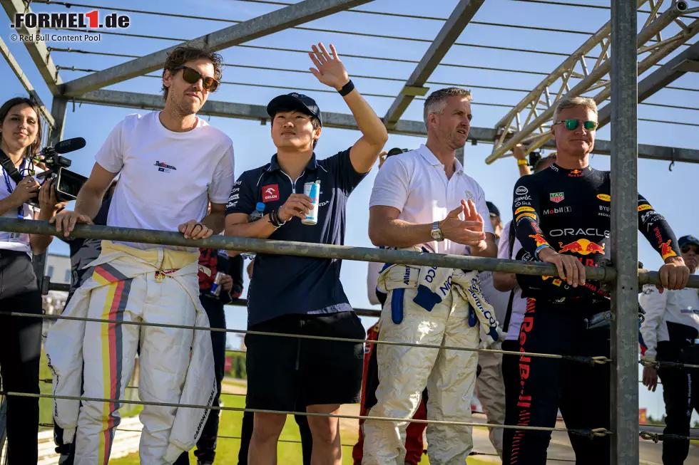 Foto zur News: Sebastian Vettel, Yuki Tsunoda (AlphaTauri), Ralf Schumacher und David Coulthard