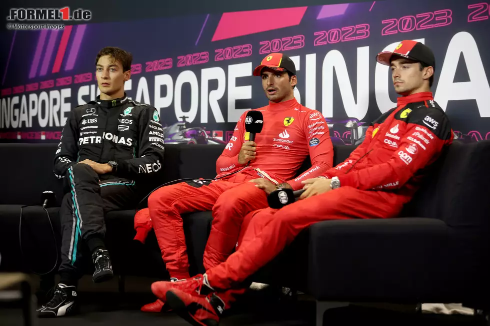 Foto zur News: George Russell (Mercedes), Carlos Sainz (Ferrari) und Charles Leclerc (Ferrari)