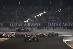 Foto zur News: Max Verstappen (Red Bull), Oscar Piastri (McLaren), Esteban Ocon (Alpine), Fernando Alonso (Aston Martin), Lando Norris (McLaren), Lewis Hamilton (Mercedes) und George Russell (Mercedes)