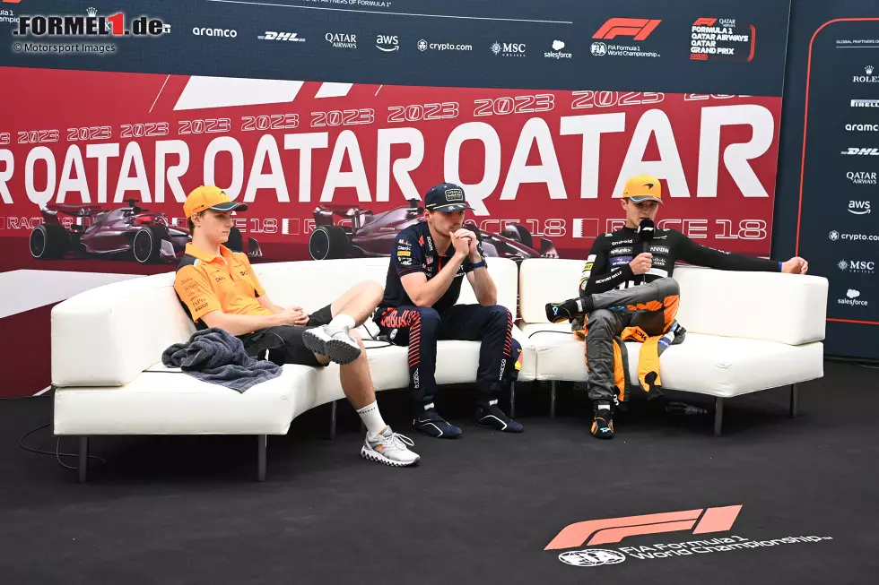 Foto zur News: Oscar Piastri (McLaren), Max Verstappen (Red Bull) und Lando Norris (McLaren)