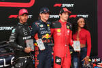 Foto zur News: Lewis Hamilton (Mercedes), Max Verstappen (Red Bull) und Charles Leclerc (Ferrari)