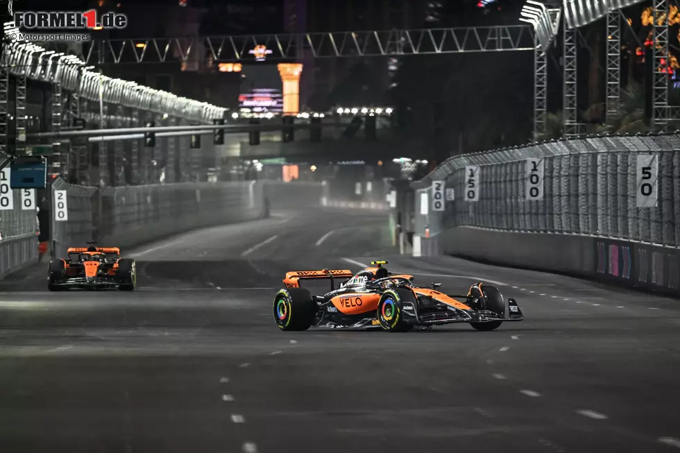 Foto zur News: Lando Norris (McLaren) und Oscar Piastri (McLaren)