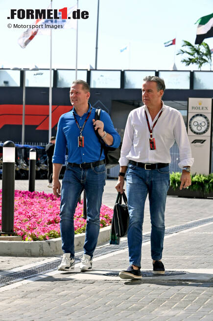 Foto zur News: Jos Verstappen und Raymond Vermeulen, Manager von Max Verstappen (Red Bull)