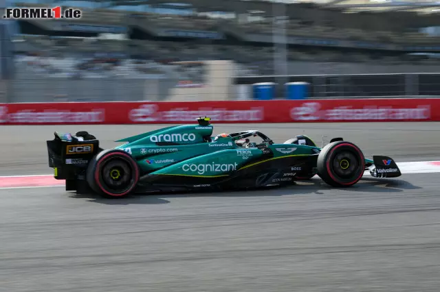 Foto zur News: Formel-1-Liveticker: Ocon Schnellster beim Test - Russell crasht