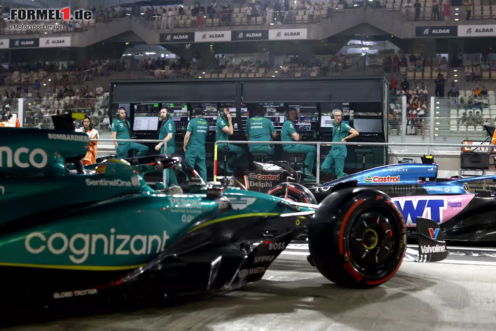 Foto zur News: Fernando Alonso (Aston Martin)