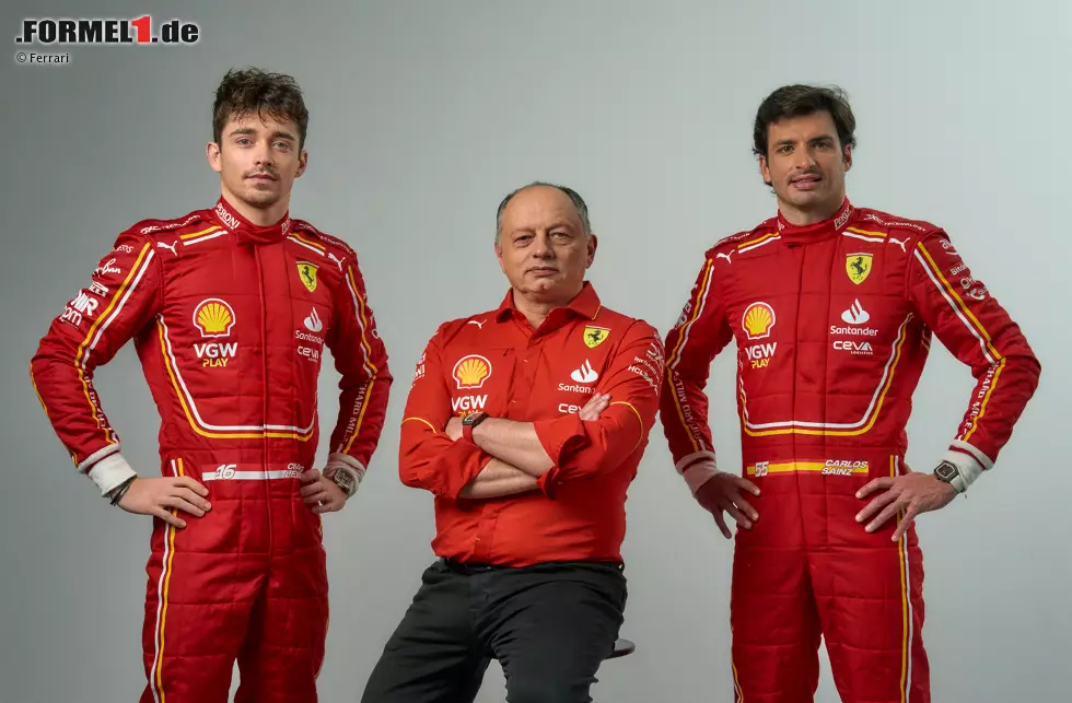 Foto zur News: Charles Leclerc, Frederic Vasseur, Carlos Sainz