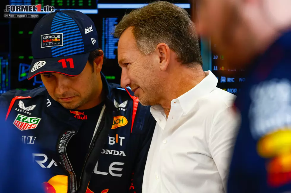 Foto zur News: Sergio Perez (Red Bull) und Christian Horner