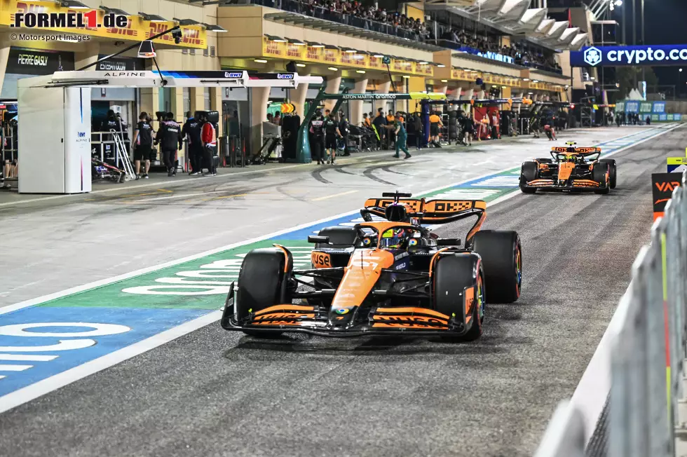 Foto zur News: Oscar Piastri (McLaren) und Lando Norris (McLaren)