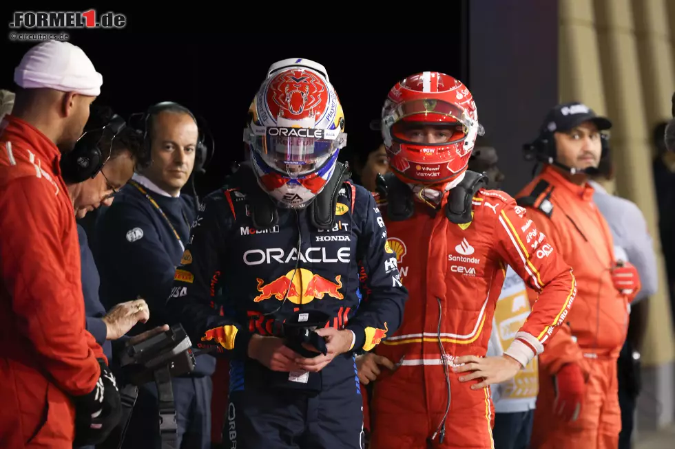 Foto zur News: Max Verstappen (Red Bull) und Charles Leclerc (Ferrari)