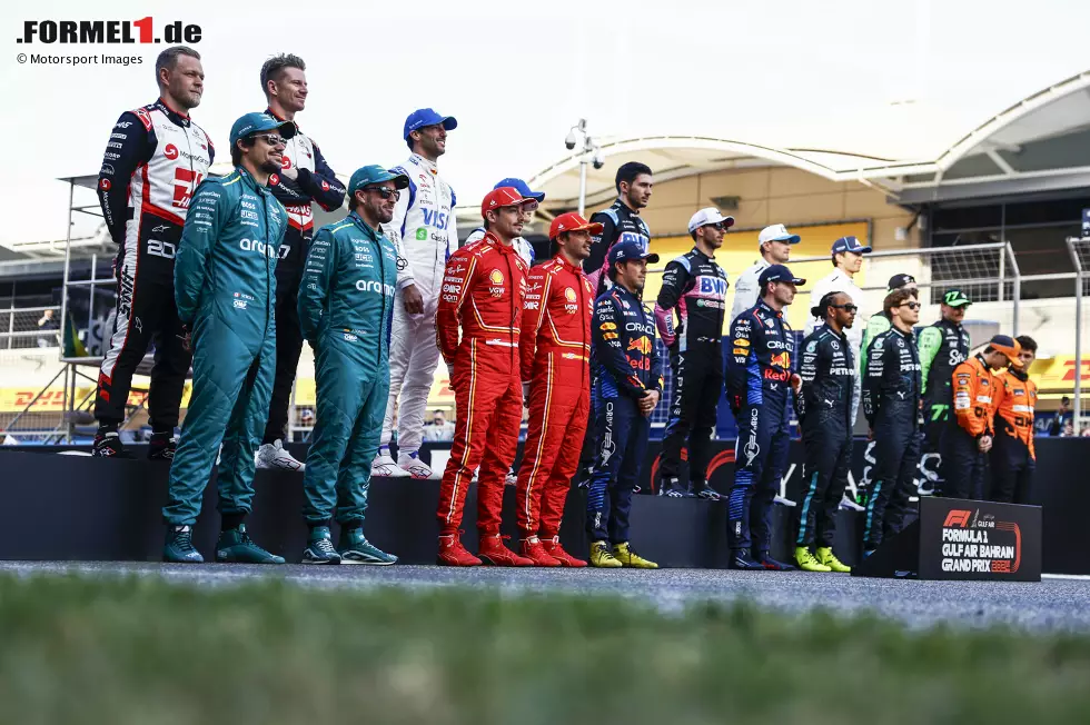 Guanyu Zhou (Sauber), Kevin Magnussen (Haas), Nico Hülkenberg (Haas), Daniel Ricciardo (Racing Bulls), Yuki Tsunoda (Racing Bulls), Esteban Ocon (Alpine), Pierre Gasly (Alpine), Logan Sargeant (Williams), Valtteri Bottas (Sauber), Fernando Alonso (Aston M Foto zur News: Guanyu Zhou (Sauber), Kevin Magnussen (Haas), Nico Hülkenberg (Haas), Daniel Ricciardo (Racing Bulls), Yuki Tsunoda (Racing Bulls), Esteban Ocon (Alpine), Pierre Gasly (Alpine), Logan Sargeant (Williams), Valtteri Bottas (Sauber), Fernando Alonso (Aston M