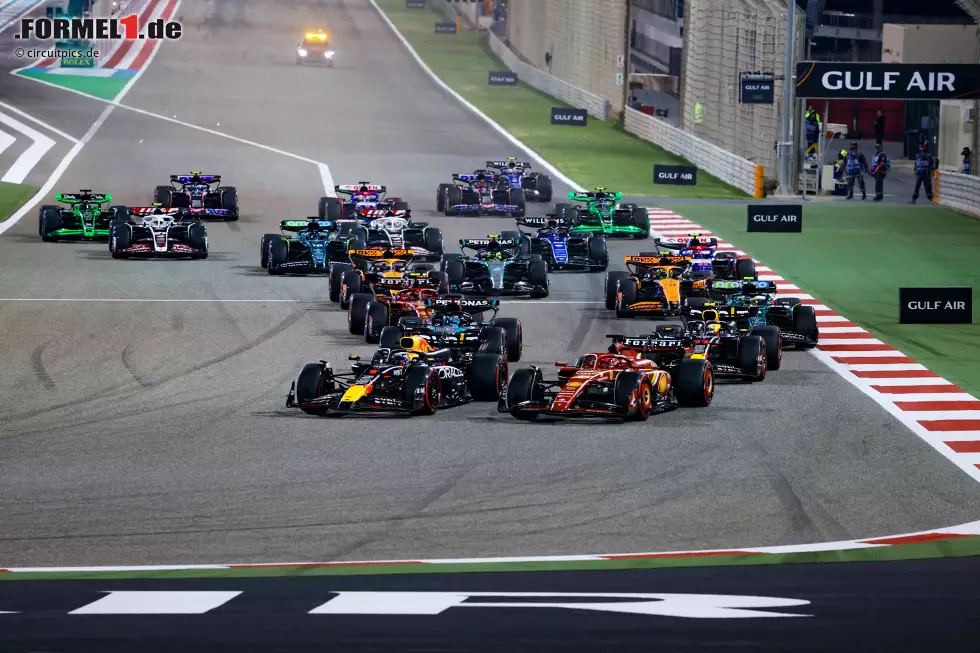 Foto zur News: Formel-1-Start in Bahrain 2024